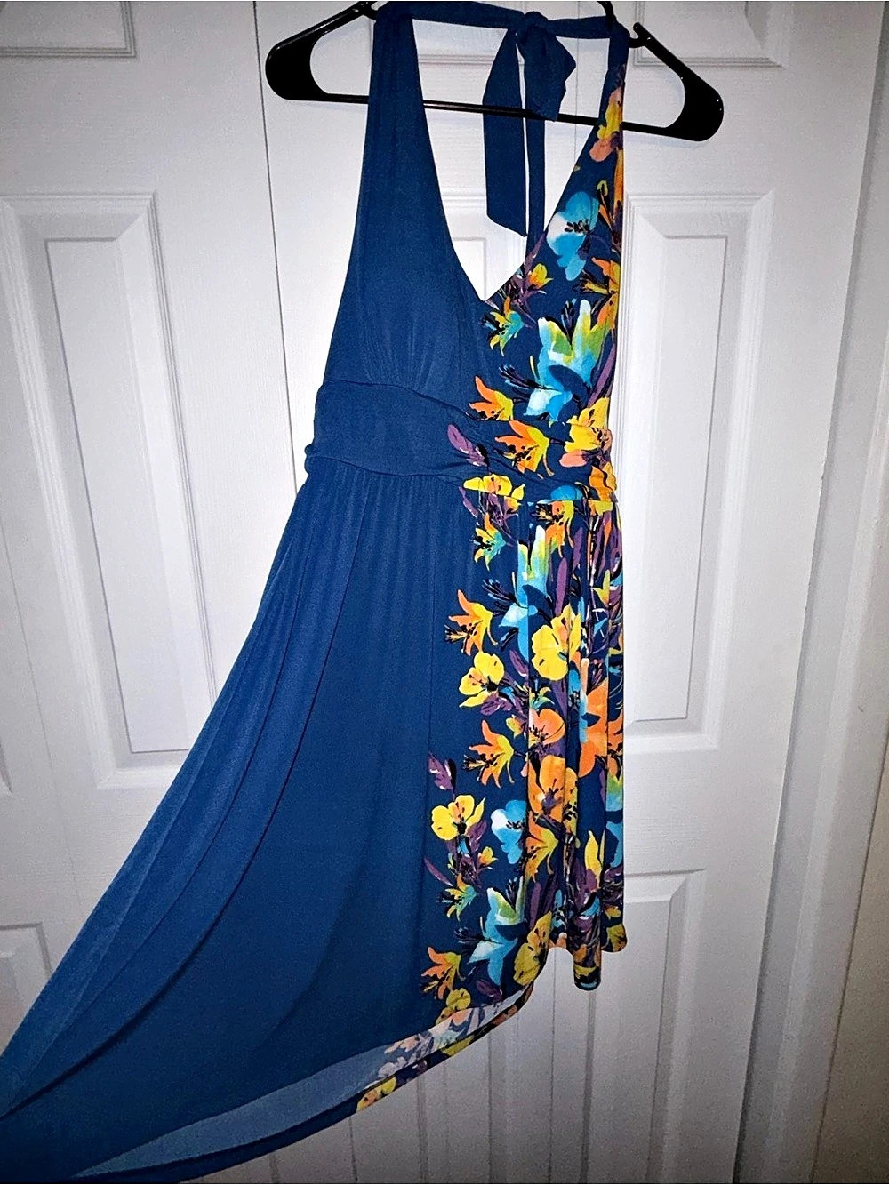 Elegance Blue Floral Halter Dress Open Back V Neck Size L Midi